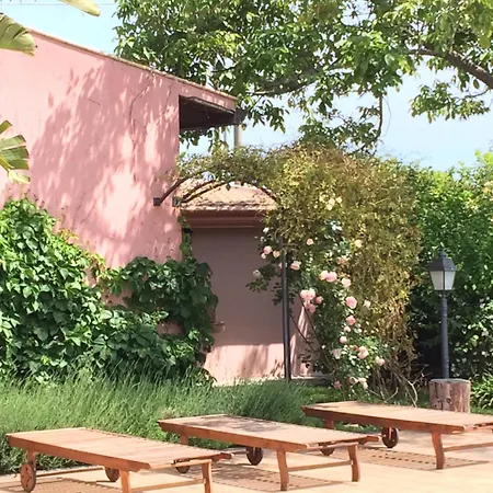 Il Giardino Segreto فندق مبيت وإفطار 2*